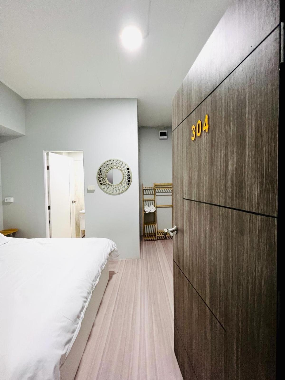 Luna Hotel 방콕 외부 사진