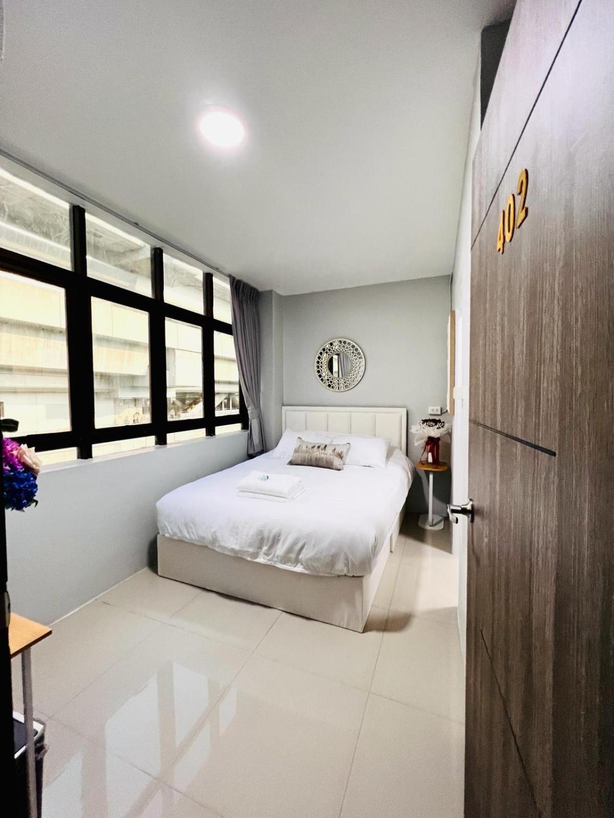Luna Hotel 방콕 외부 사진